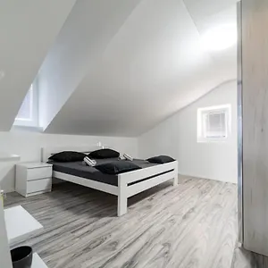 Apartamento Center Mayess Aparment, Zadar